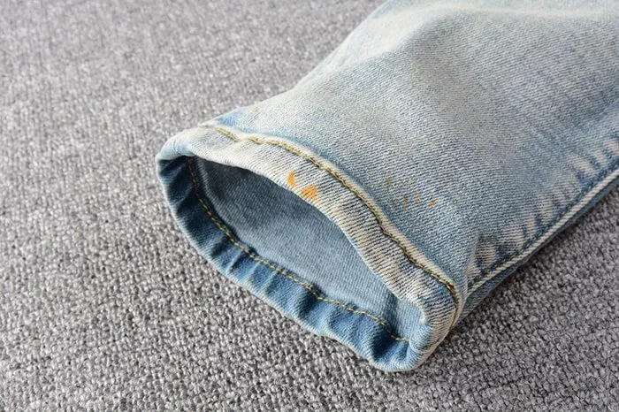 AMIRI Jeans #697