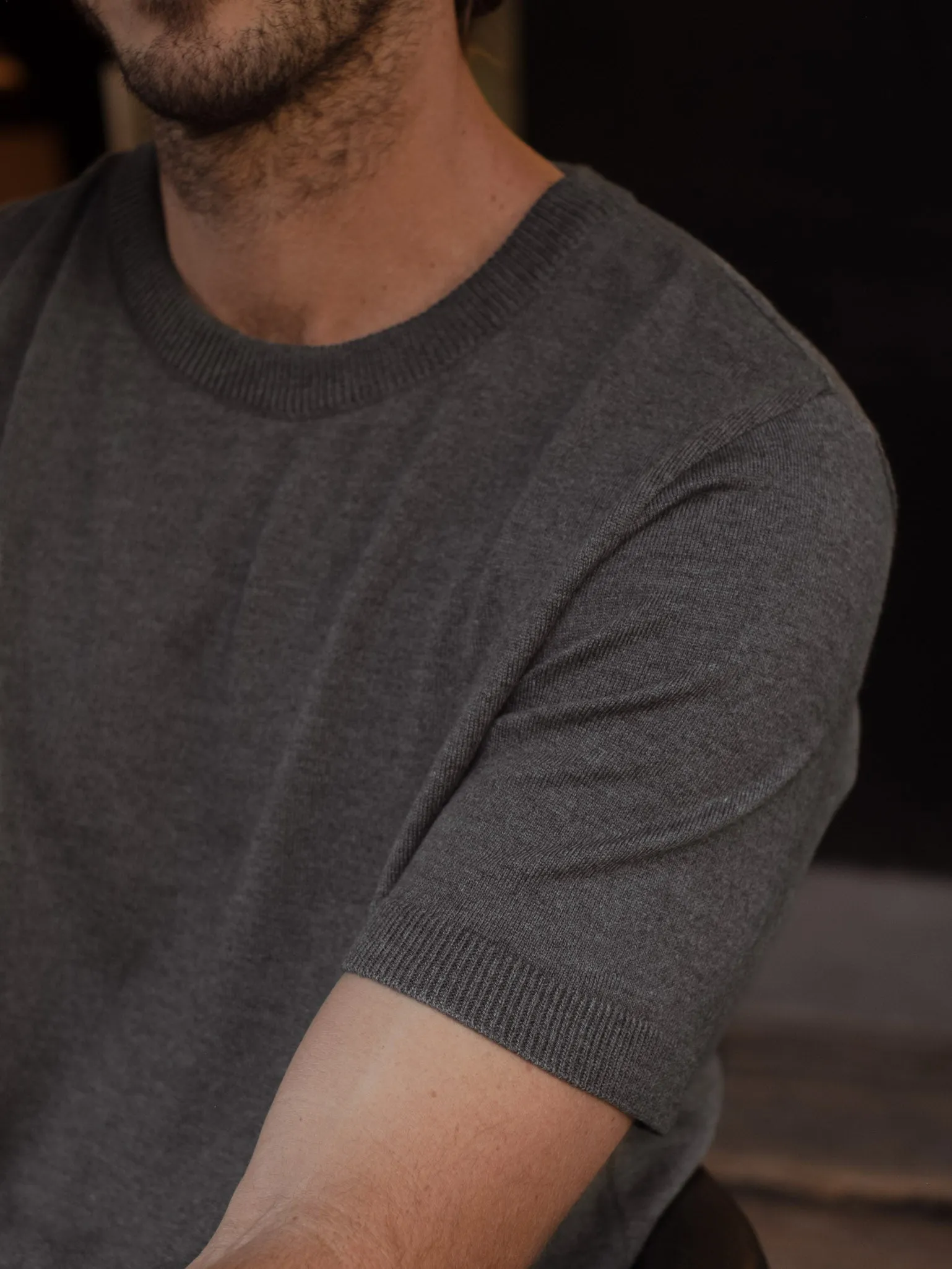 BASIC KNIT T-SHIRT - STORM GRAY