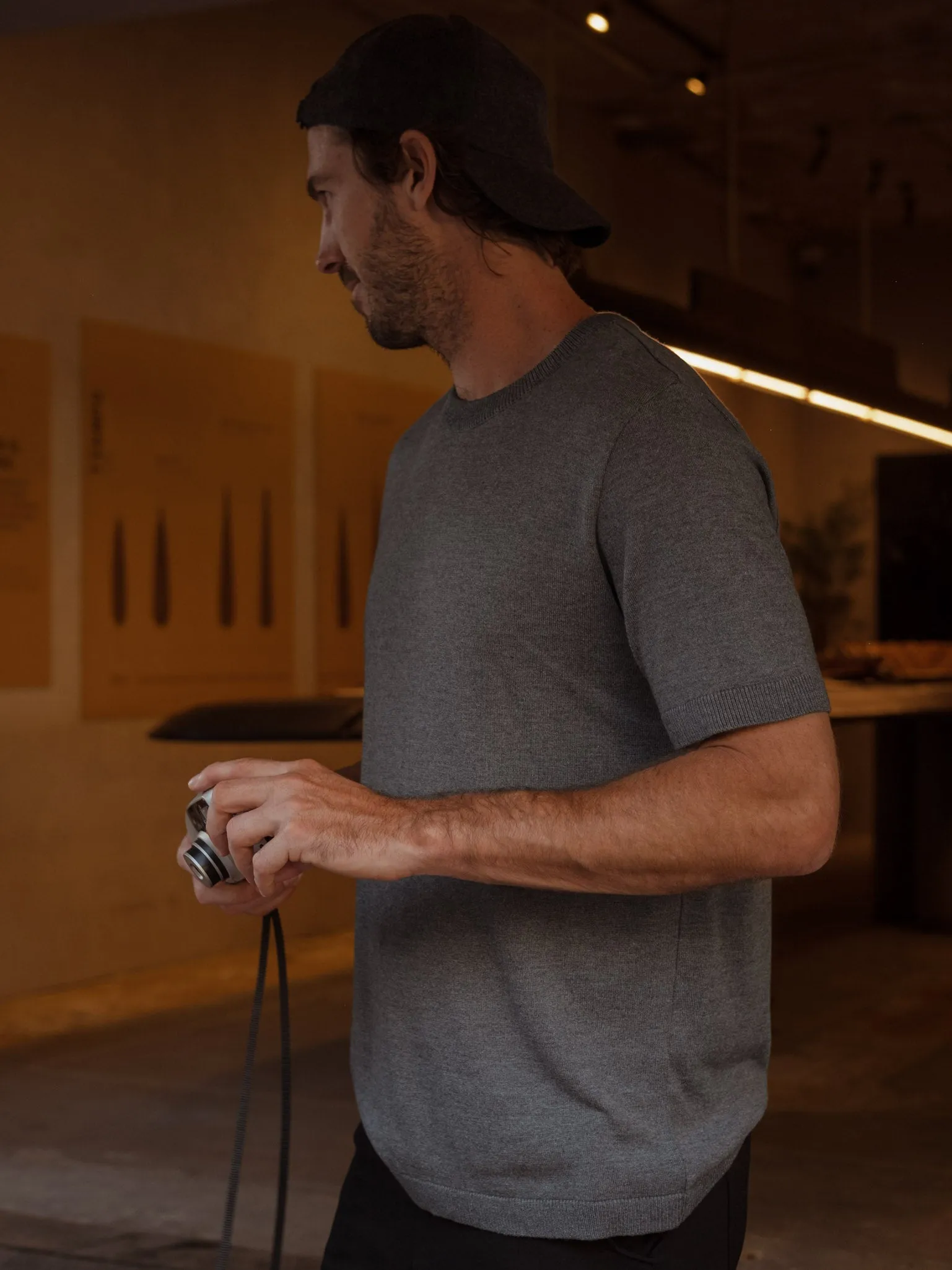 BASIC KNIT T-SHIRT - STORM GRAY