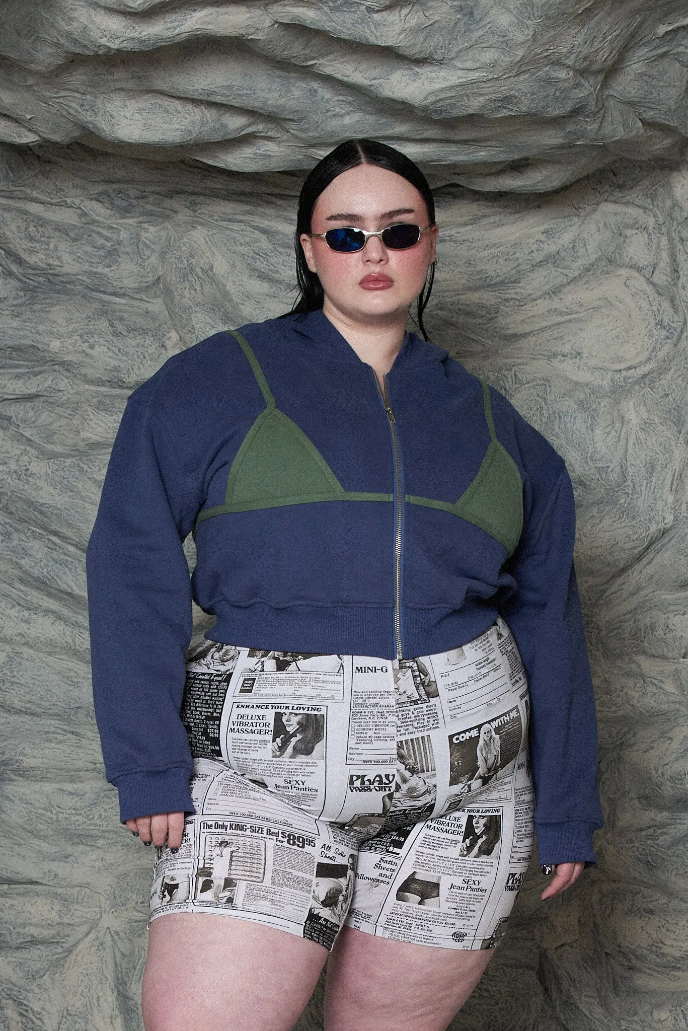 Bikini Bod Zip-up Sweatshirt Blue/Green