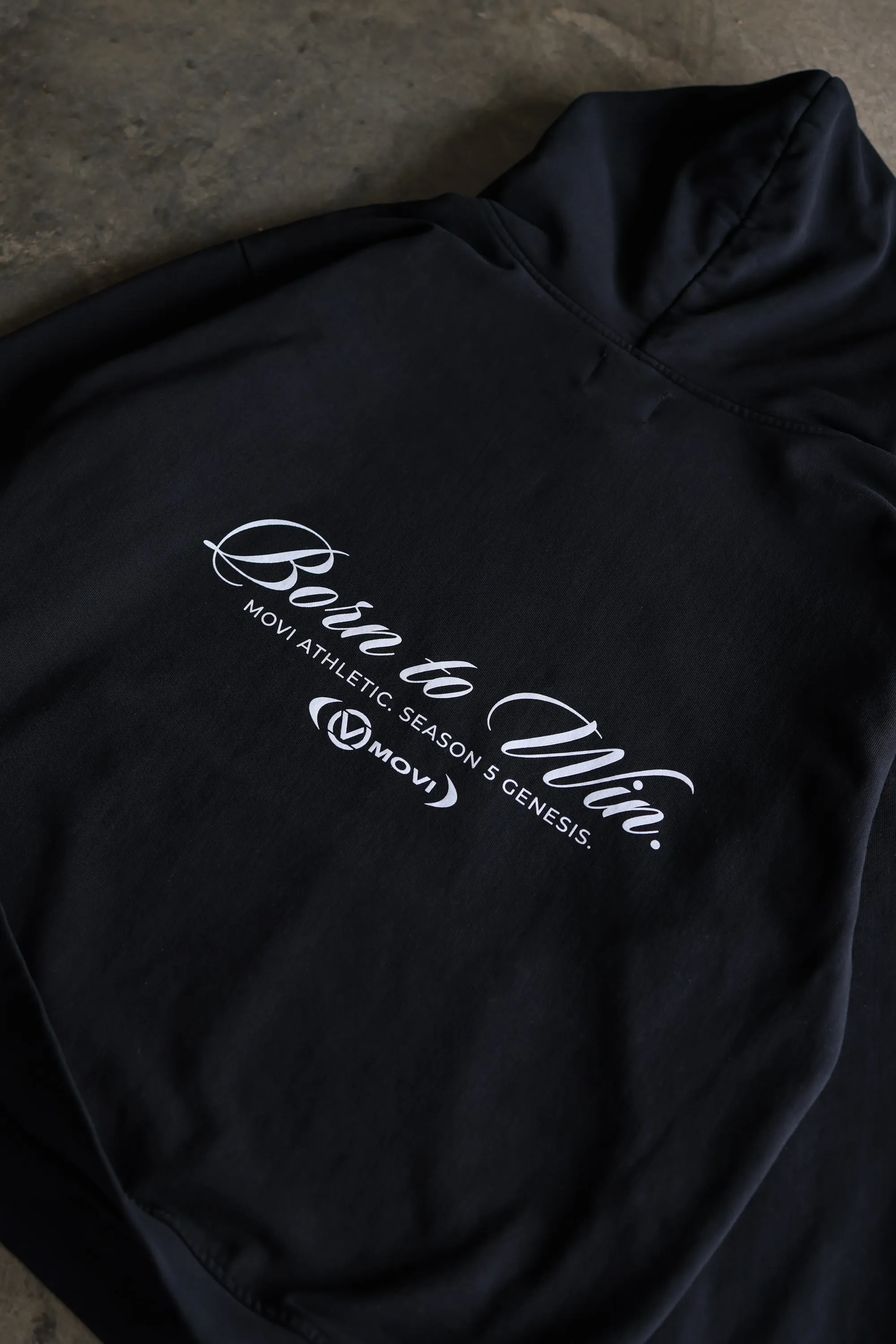 BORN TO WIN HOODIE - BLACK