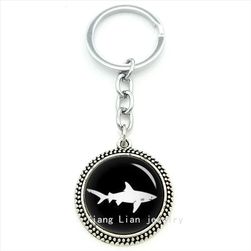 Cool keychain: Shark & Turtle motive