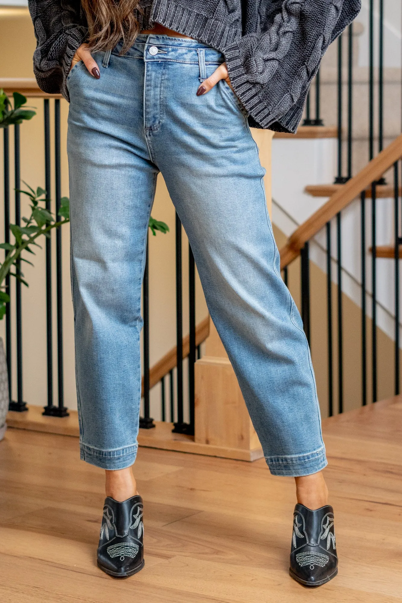 Devina Ultra High Rise Tapered  Fit