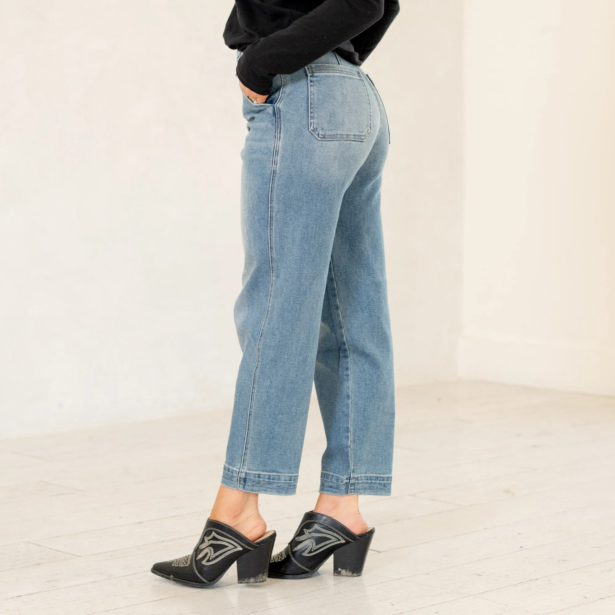 Devina Ultra High Rise Tapered  Fit
