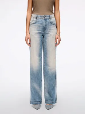 Distressed Straight-fit Jeans-251