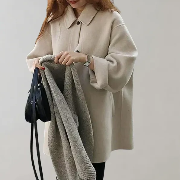 Elegant women's coat, Coraline: a timeless design