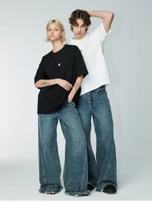Indie basic - Heavyweight Oversized Signature Tee - Black or White