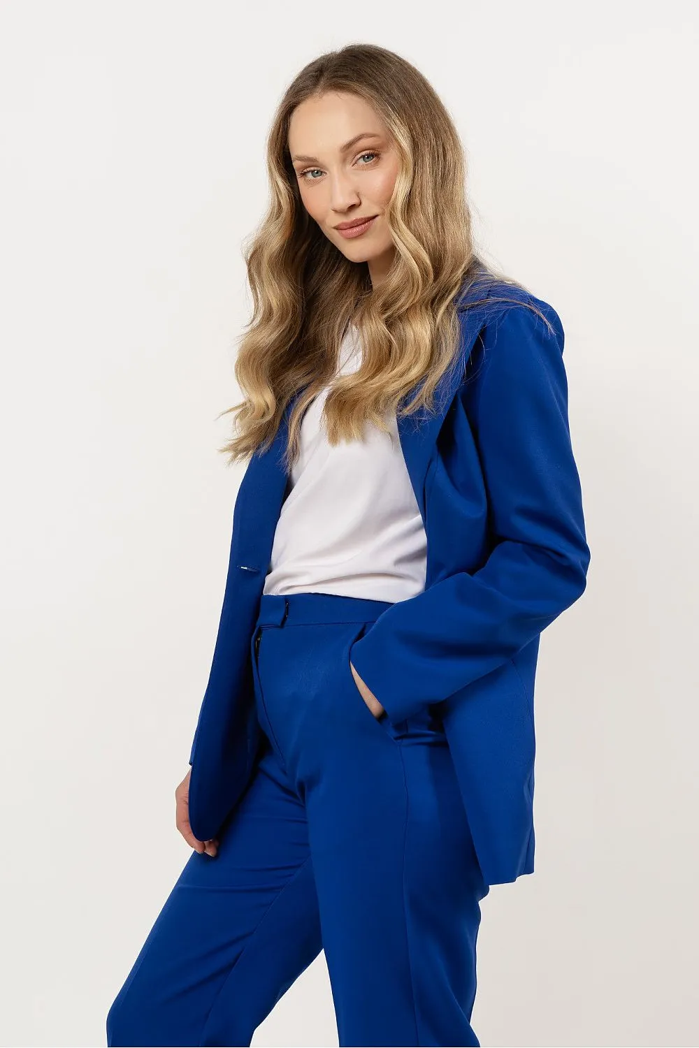 Jacket awama