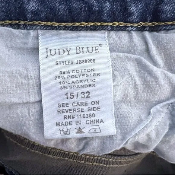 Judy Blue Jeans Women's Boyfriend Fit Size 15/32 Blue Denim Fray Hem High Rise