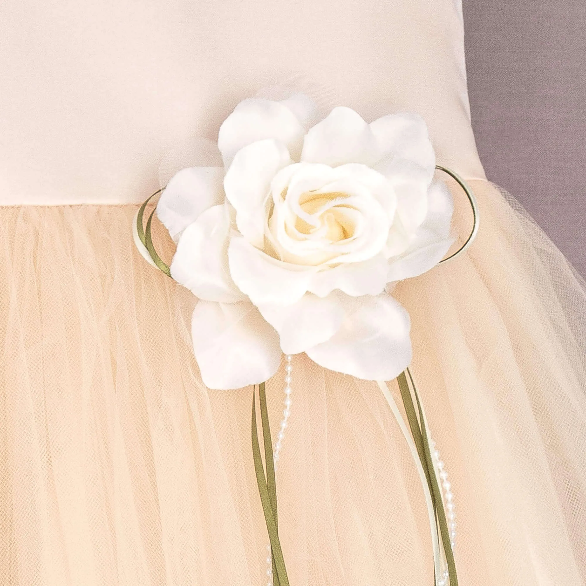 Kenza - Blush and Ivory Petals