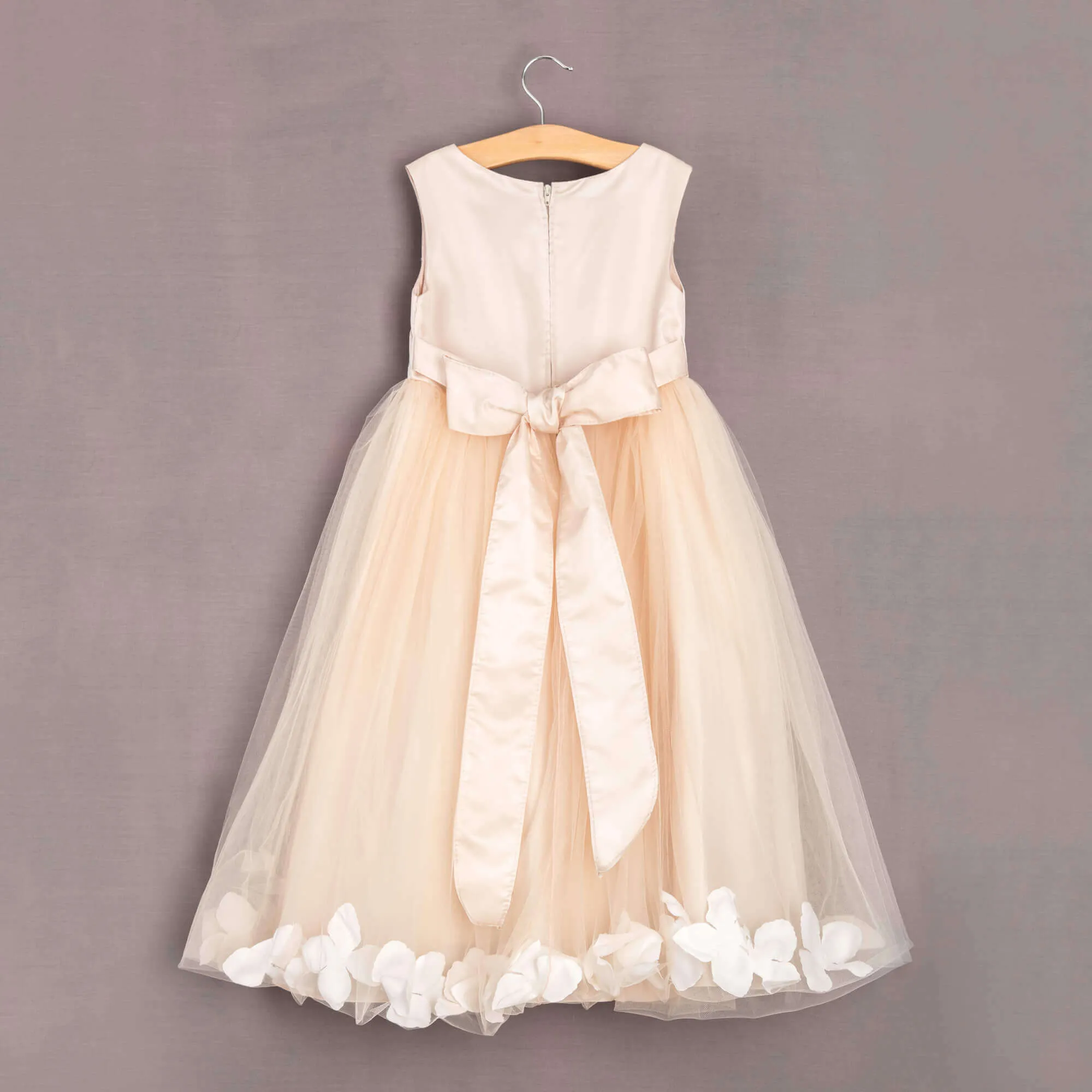 Kenza - Blush and Ivory Petals