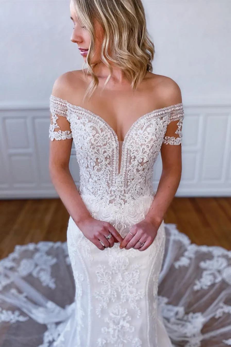 Laney | Mermaid Off-the-Shoulder Short Sleeves Long White Lace Bridal Dress