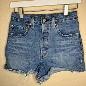 Levi’s Premium Denim Ribcage Buttonfly Shorts Size 27‎