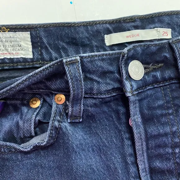 Levi’s Premium - Wedgie Icon Fit Jeans