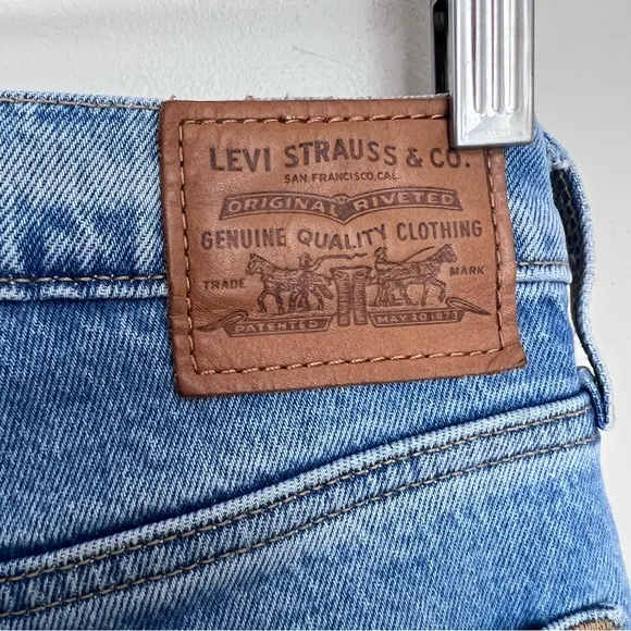 LEVI’s wedgie straight fit JEANS