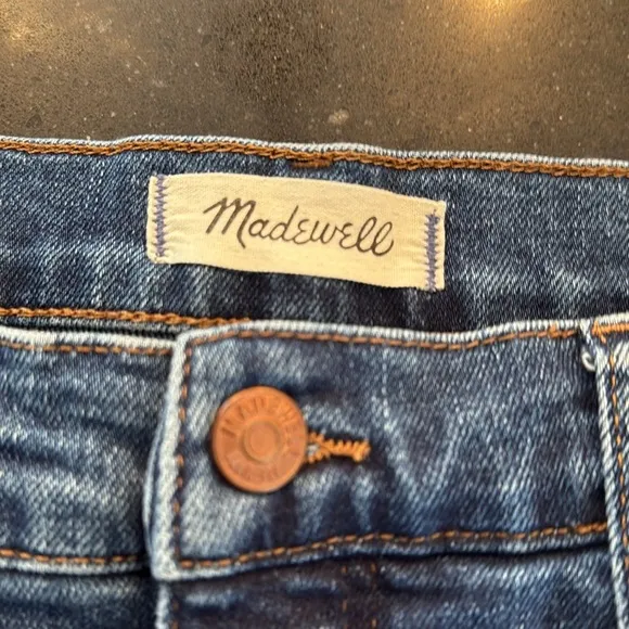 Madewell Mid-Rise Kick Out Jeans SZ 32