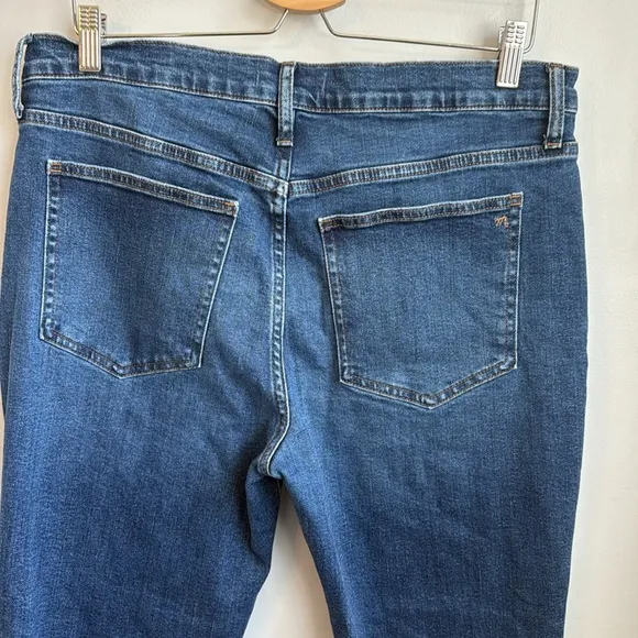Madewell Mid-Rise Kick Out Jeans SZ 32