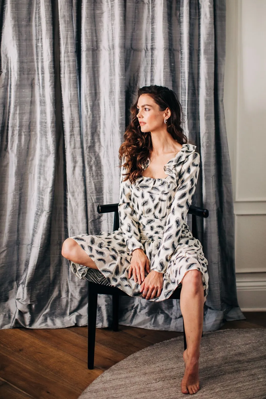 Misha Dress (Cream/Black Metallic)