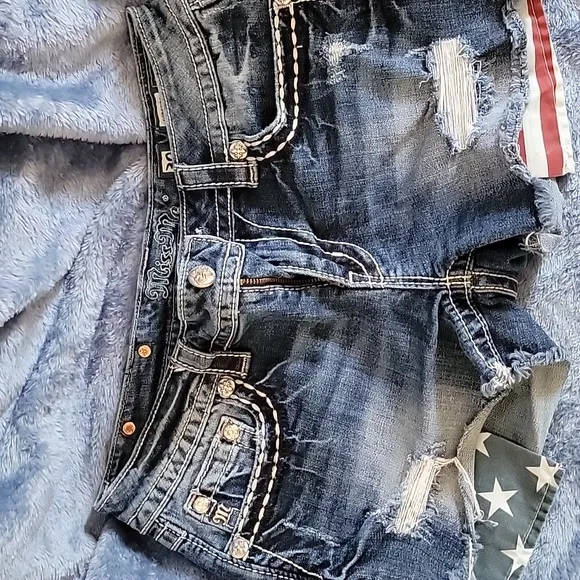 Miss me shorts