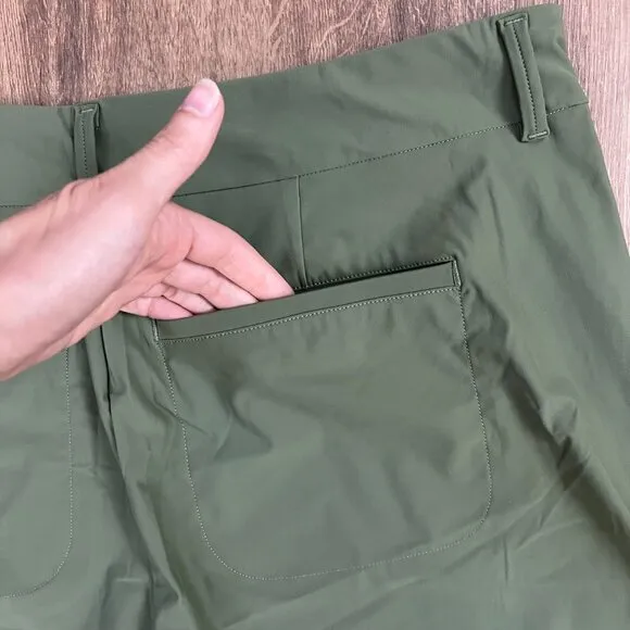 NEW Spanx Sunshine Shorts - 4”, UPF 50  Canopy Green 164sn