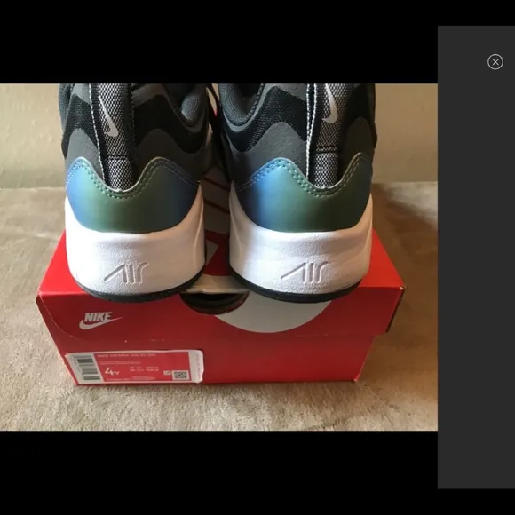 NIB - NIKE AIR MAX 200 20 (GS) Size 4Y