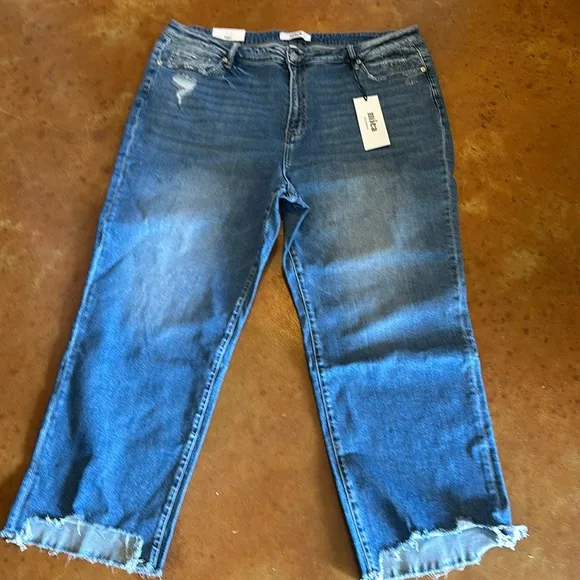 NWT Mica jeans. Boutique brand.Similar to Judy Blues but my opinion a better fit