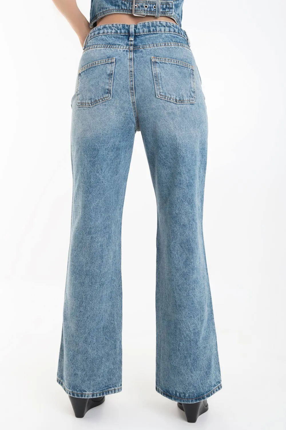 Pantalón de lavado acid denim fit recto