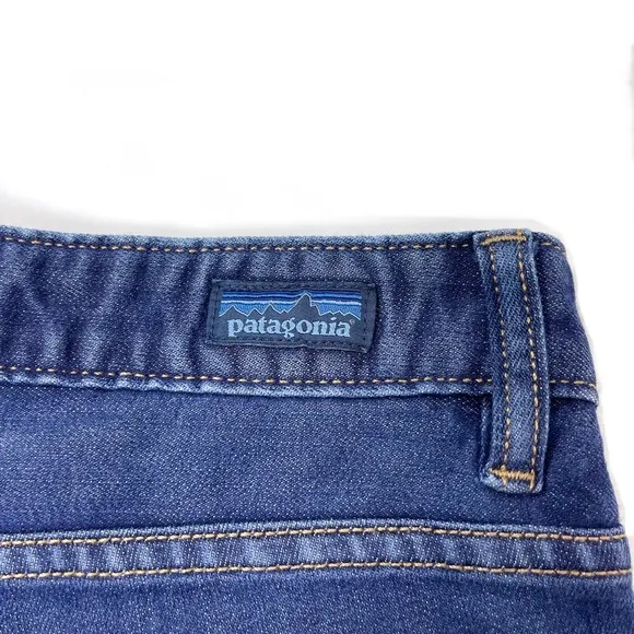 Patagonia | Straight Jeans