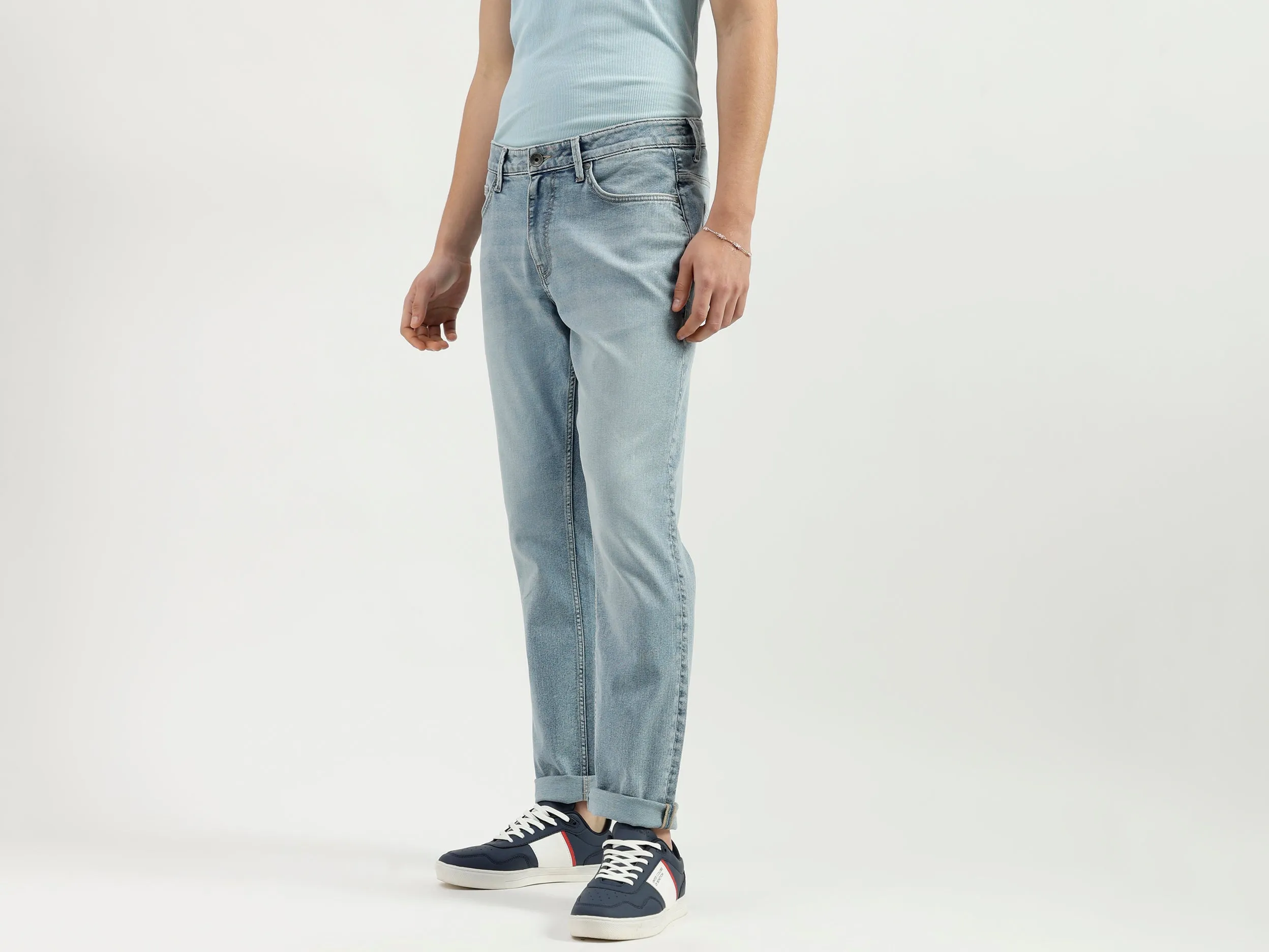 Solid Pattern Skinny Fit Jeans