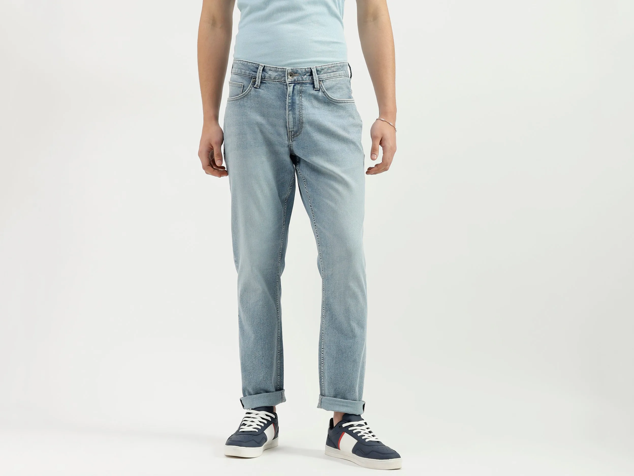 Solid Pattern Skinny Fit Jeans