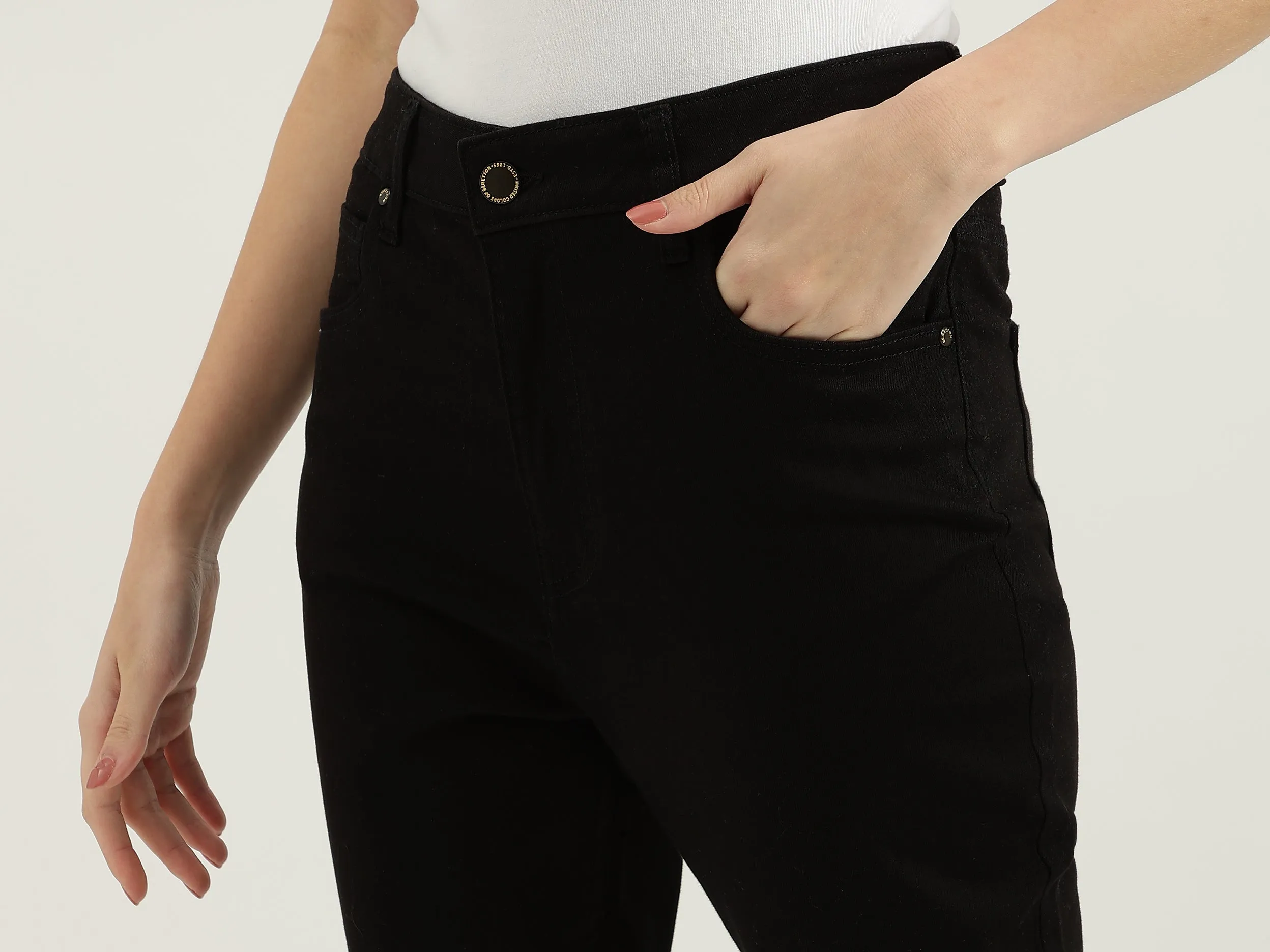 Solid Skinny Fit Jeans