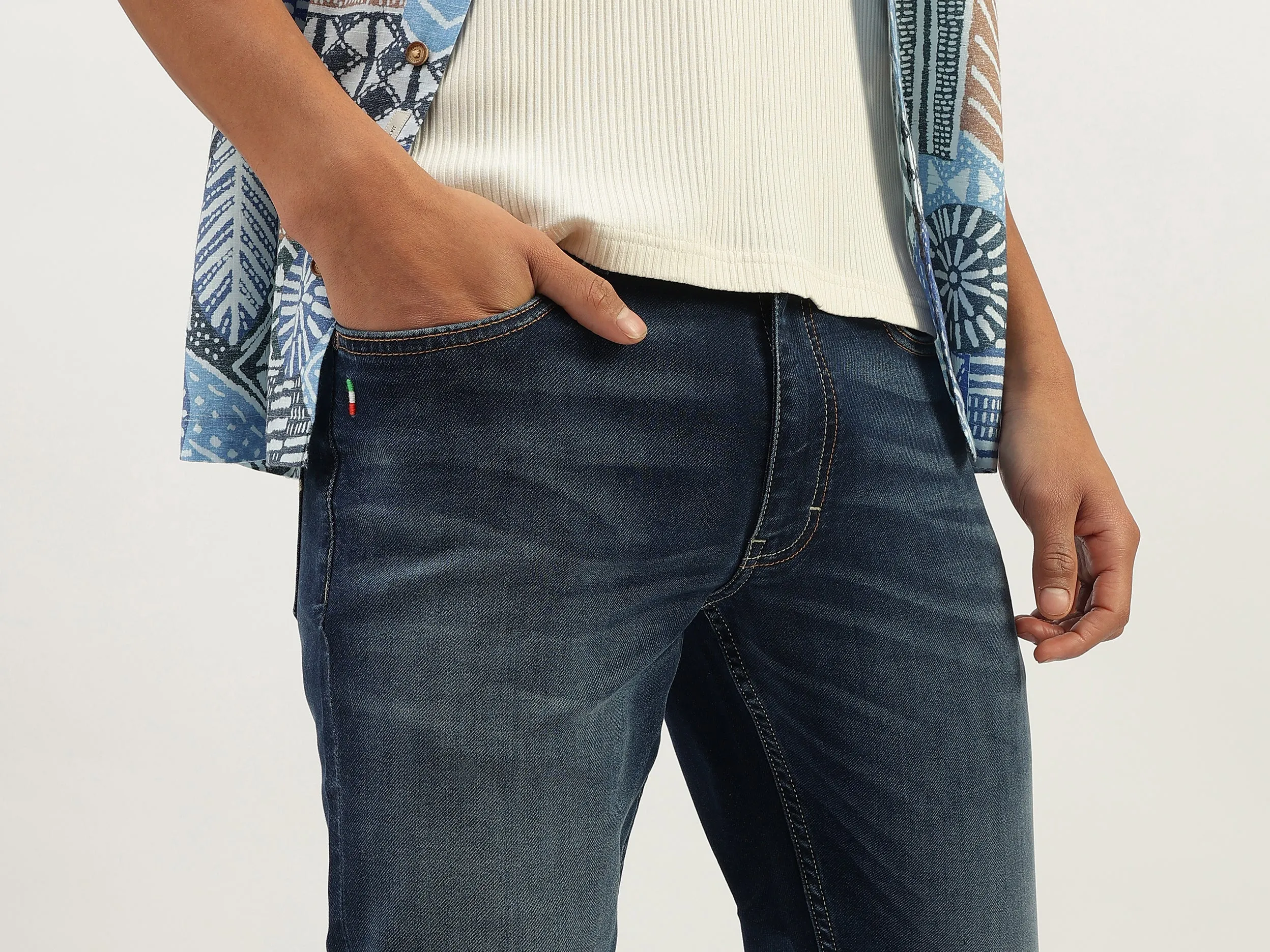 Solid Slim Fit Jeans