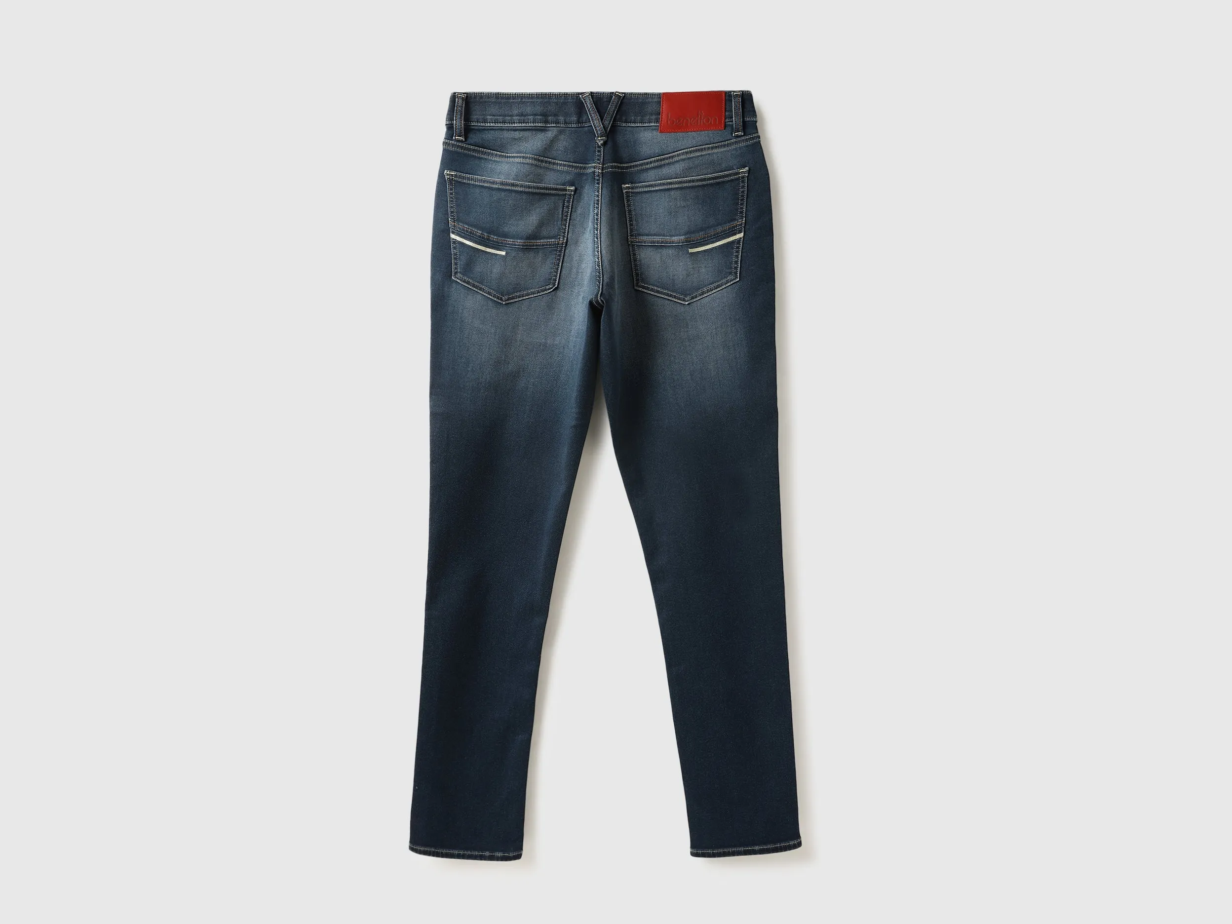 Solid Slim Fit Jeans