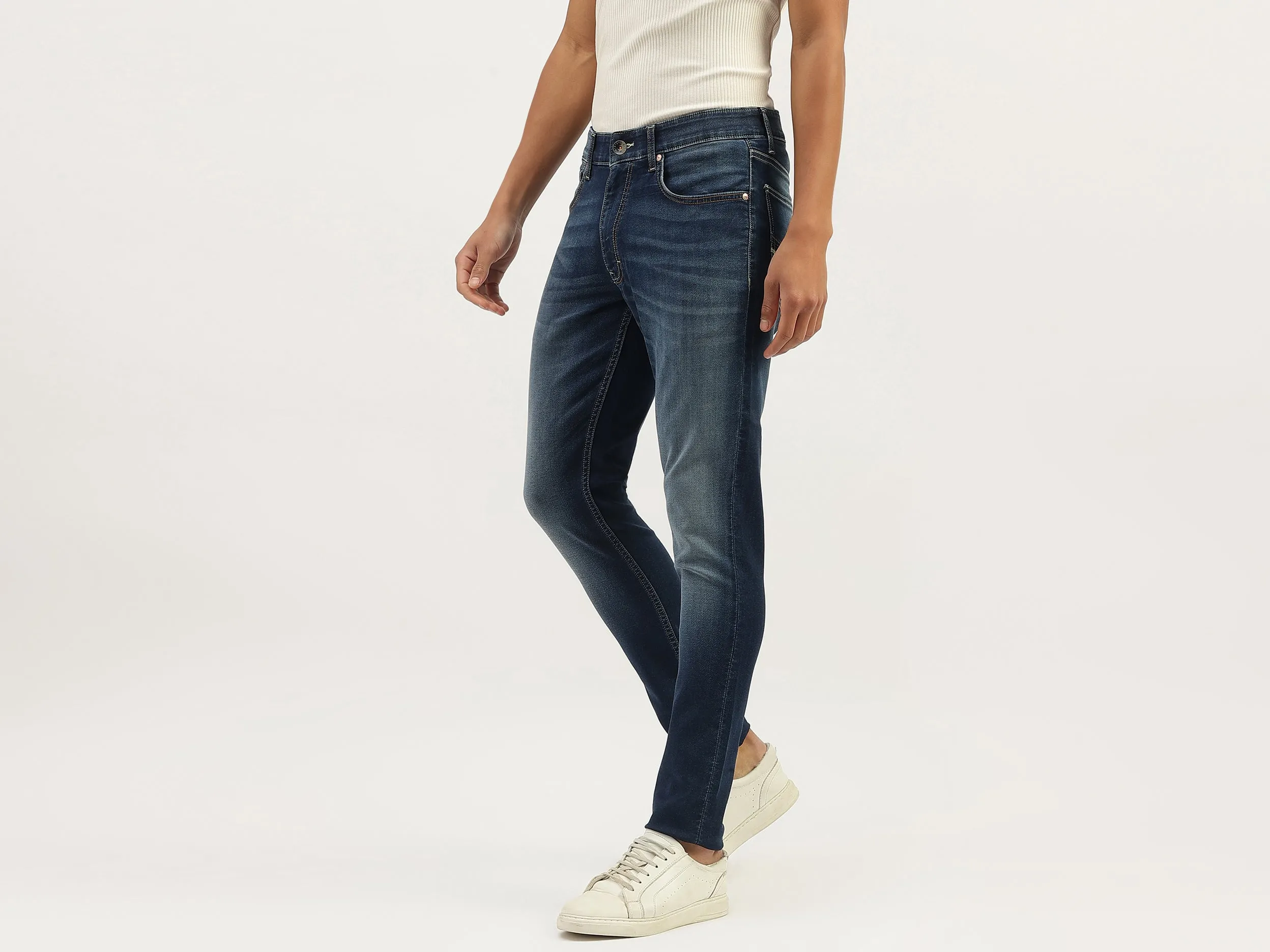 Solid Slim Fit Jeans