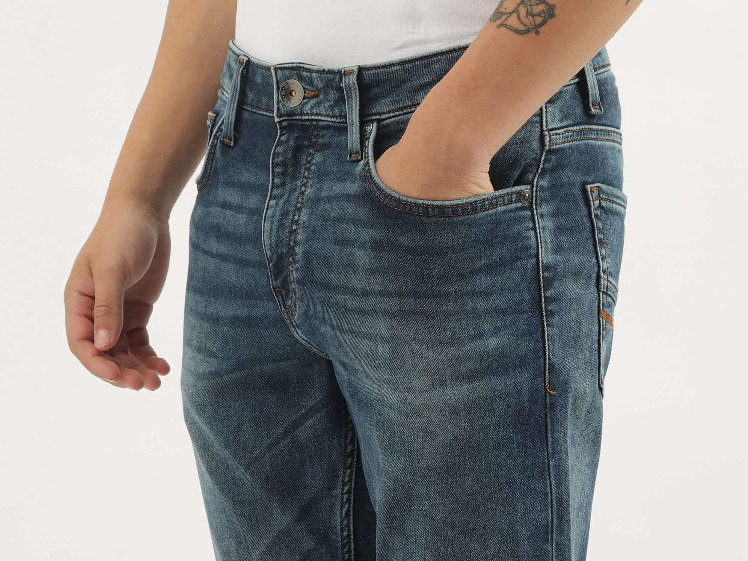 Solid Slim Fit Jeans