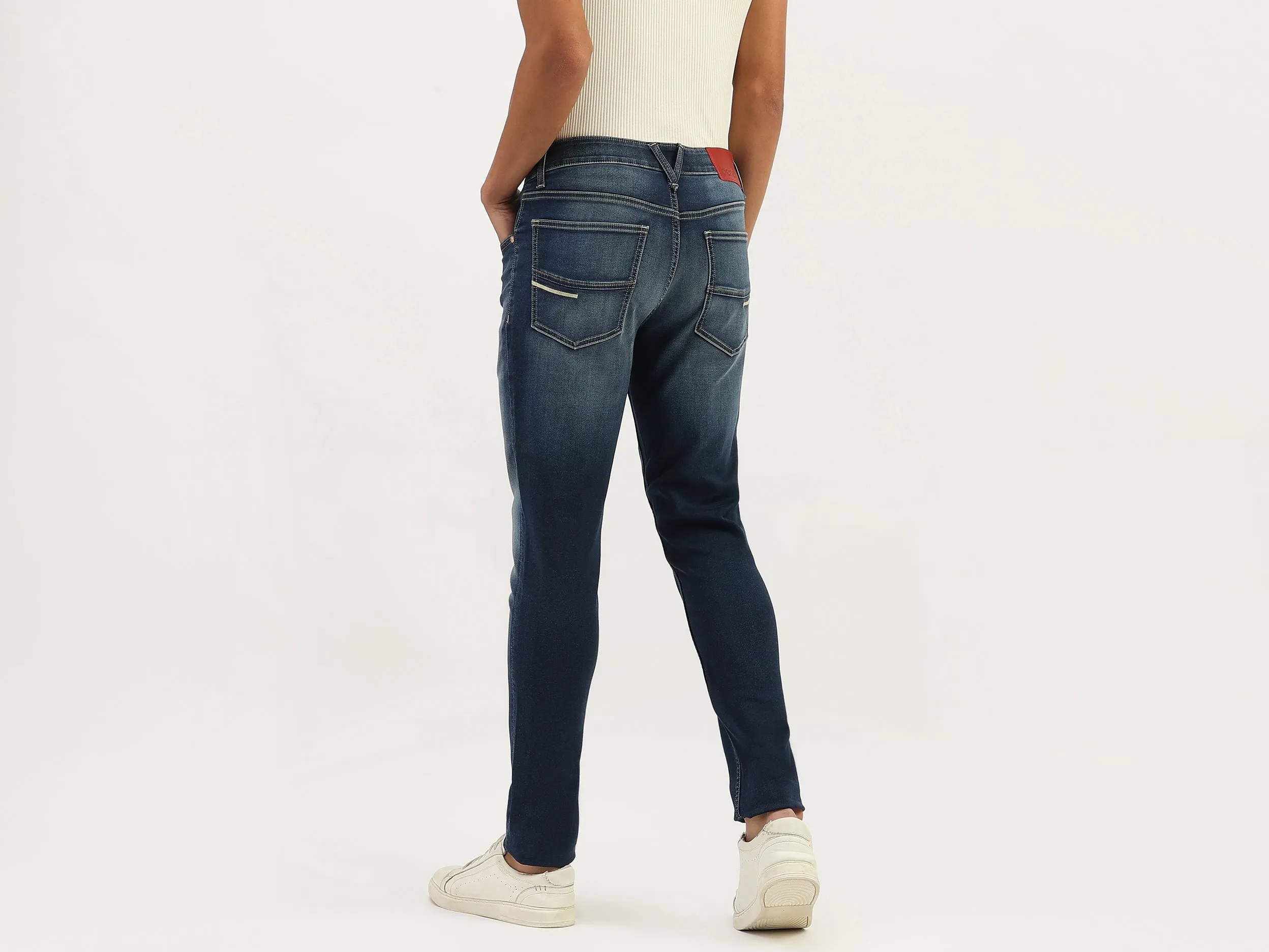 Solid Slim Fit Jeans