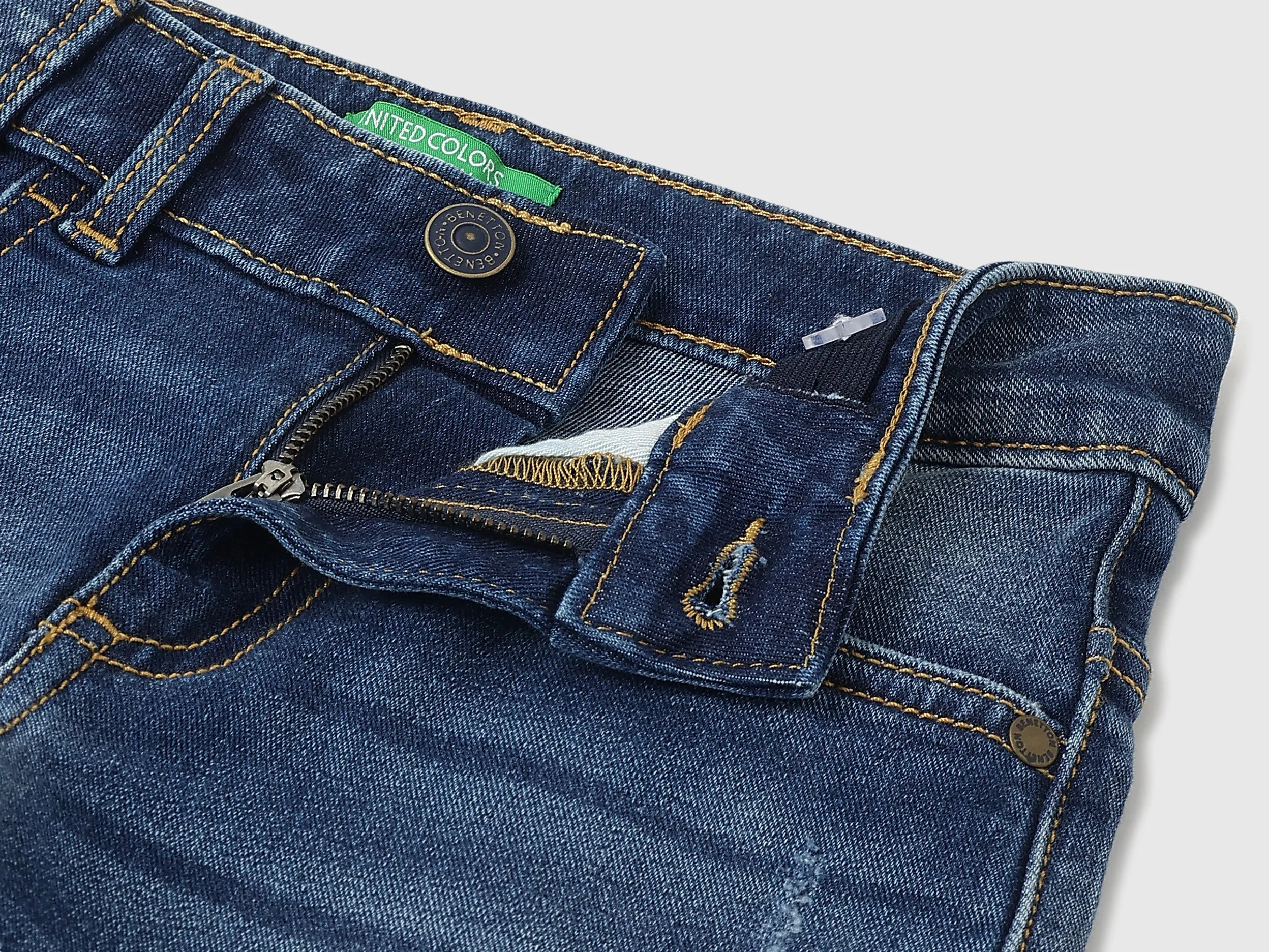 Solid Straight Fit Jeans