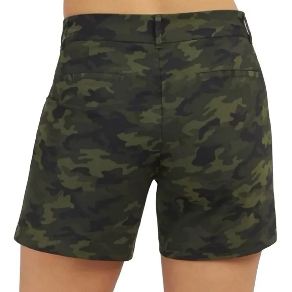 Spanx Green Camo Sunshine Shorts 6” Sz.1X