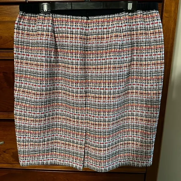 Talbots Textured Shimmer Skirt. 16WP. NWT.