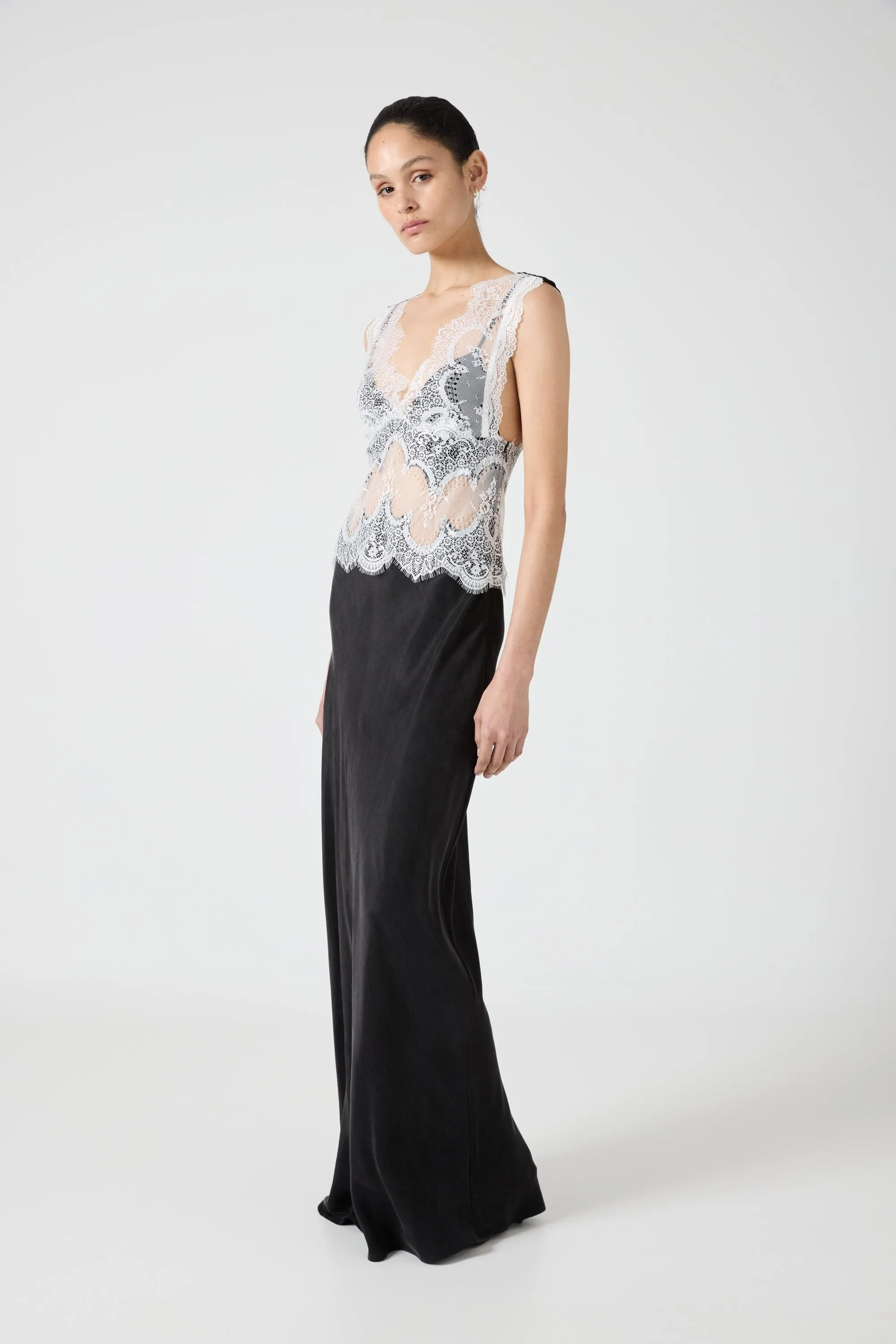 VISIONS LACE FLOOR LENGTH DRESS | BLACK & WHITE