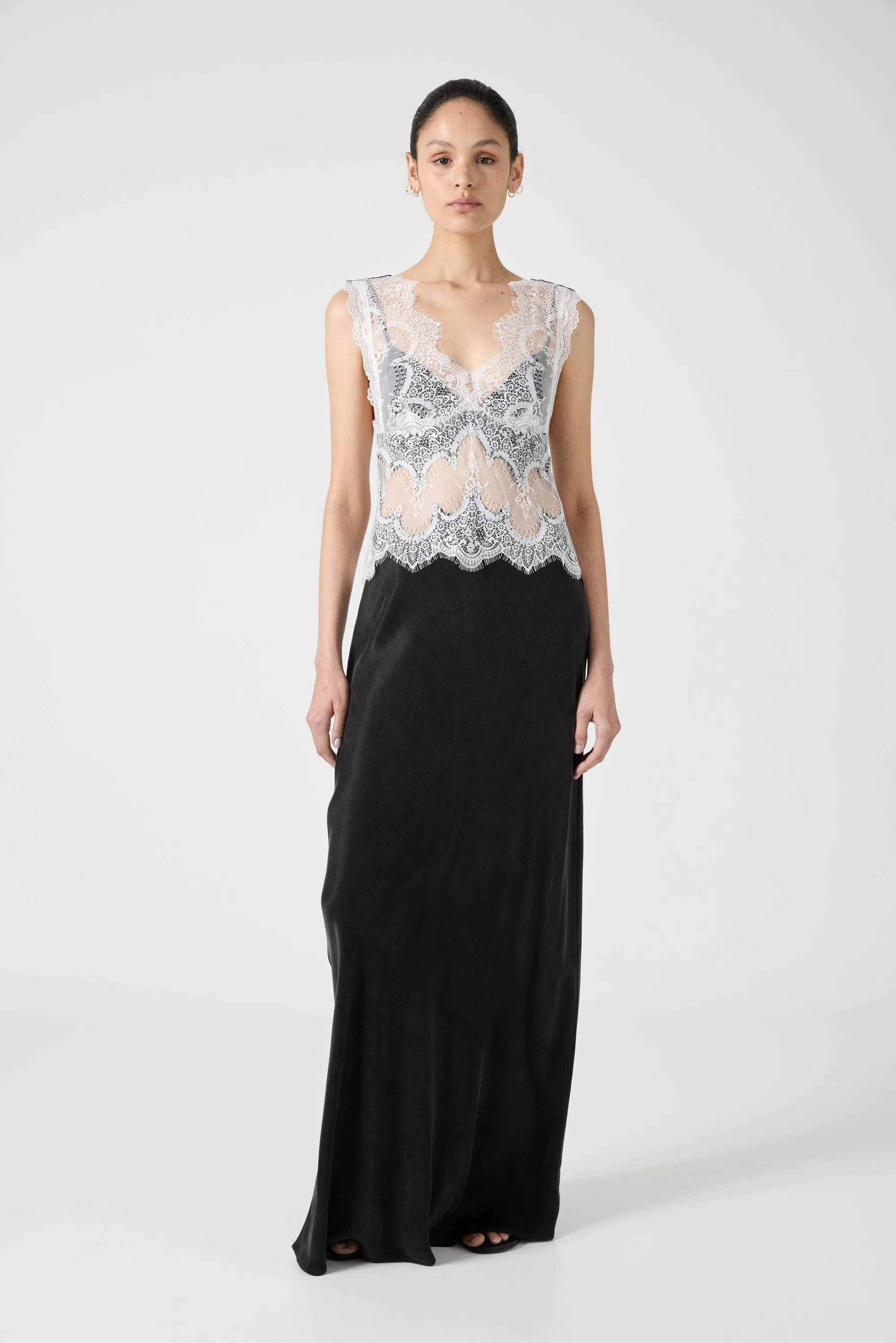 VISIONS LACE FLOOR LENGTH DRESS | BLACK & WHITE